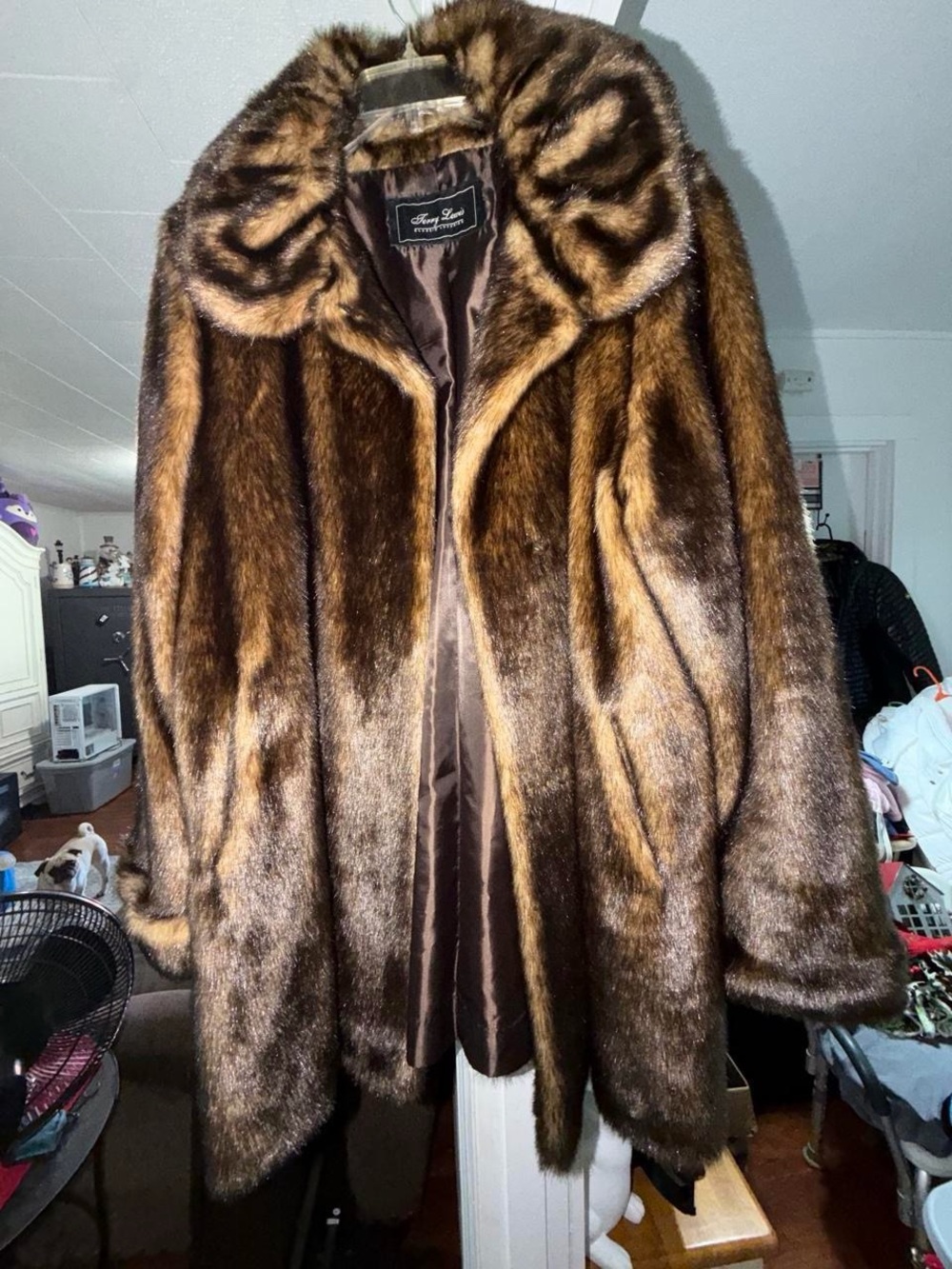 Vintage Luxurious Brown Faux Fur Pea Coat - Classic Women's Outerwear